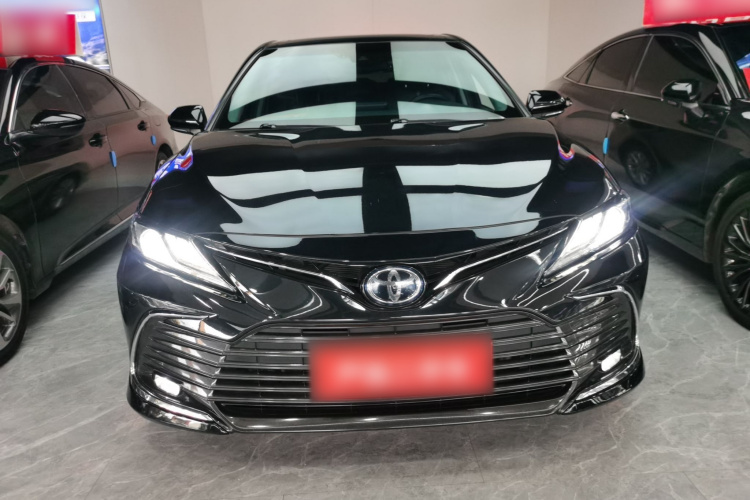 丰田 凯美瑞 2021款 2.0G 豪华版车身外观2