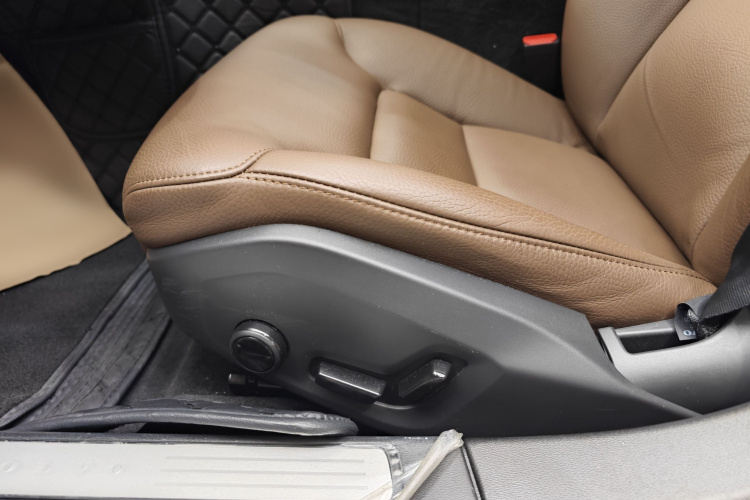 沃尔沃S60 2024款 B4 智逸豪华版中控内饰7003