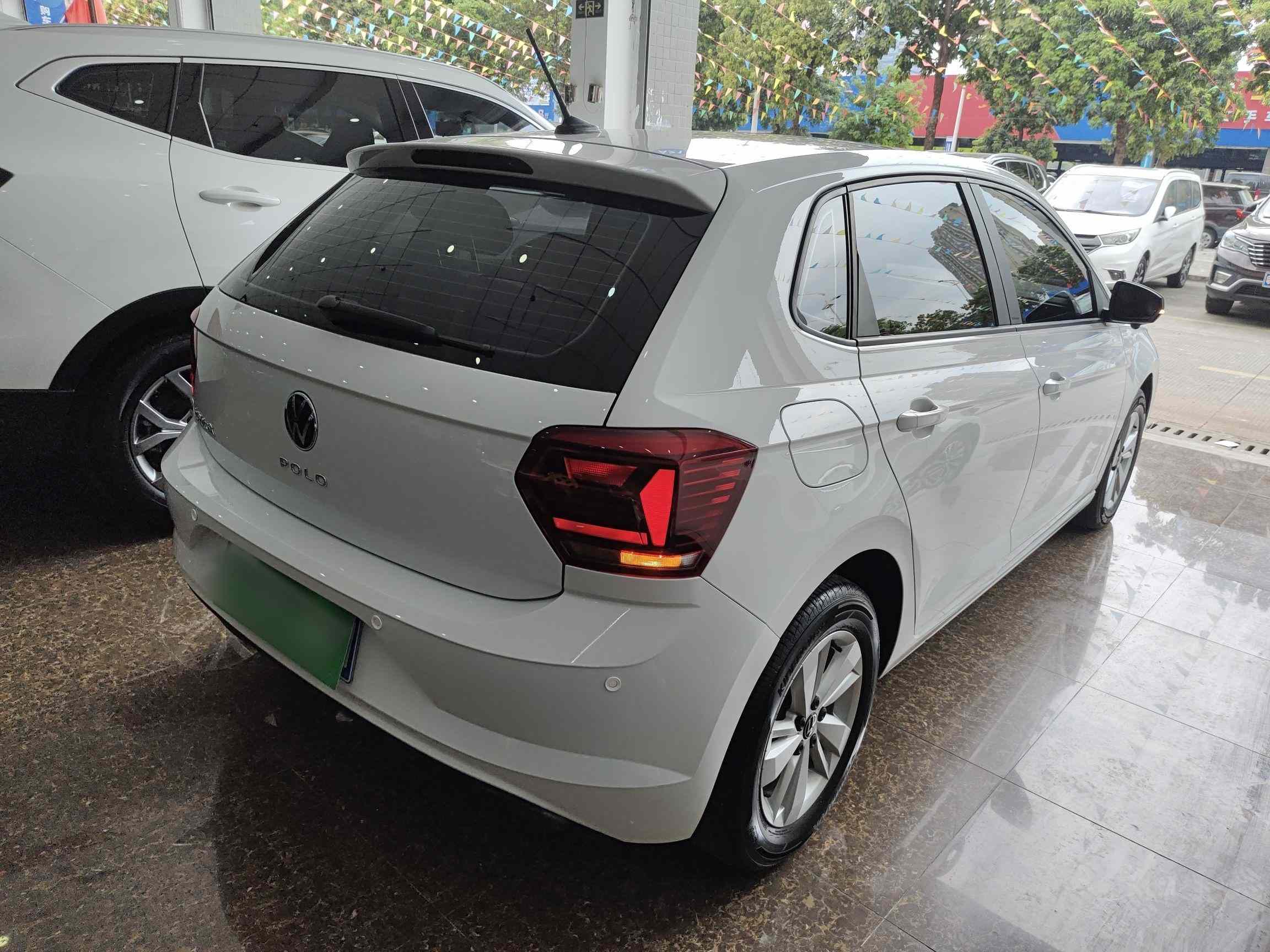 大众 Polo 2023款 Plus 1.5L 自动全景乐享版(4)