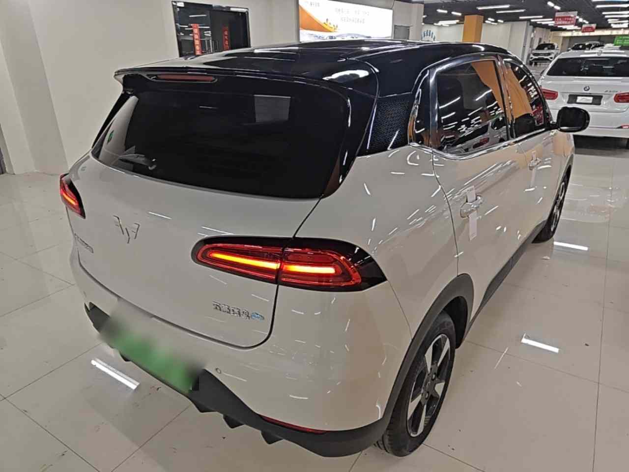 五菱汽车 五菱缤果PLUS 2024款 330km 五座版(5)