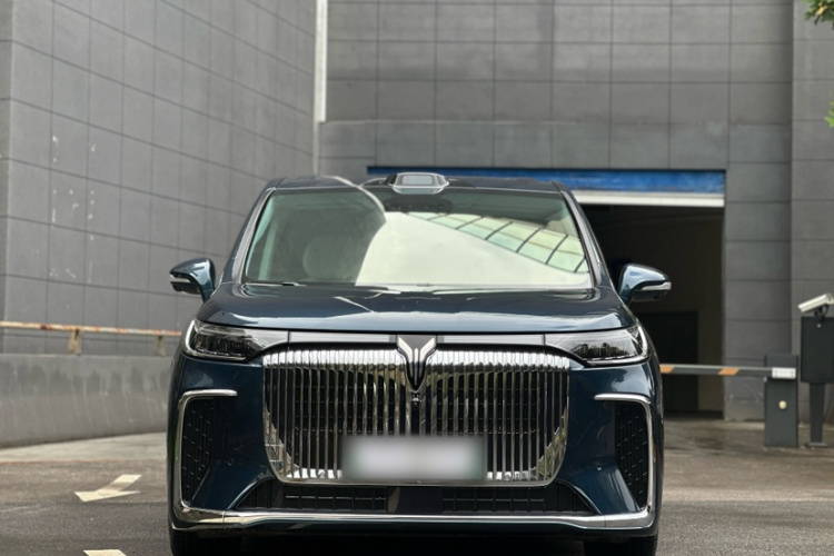 岚图汽车 岚图梦想家 2025款 PHEV 四驱旗舰乾崑版车身外观6001