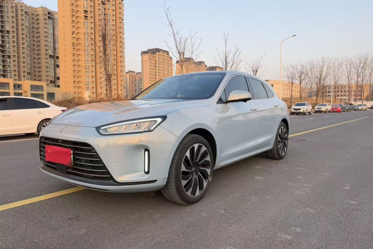 鸿蒙智行 问界M5 2022款 增程四驱旗舰版车身外观6001