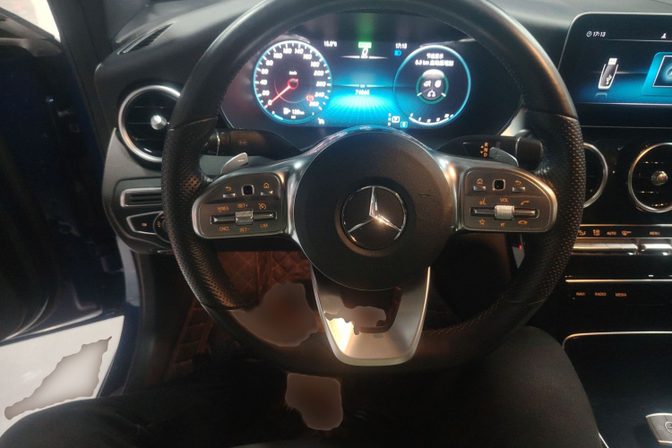 奔驰C级 2020款 C 260 运动版局部细节13