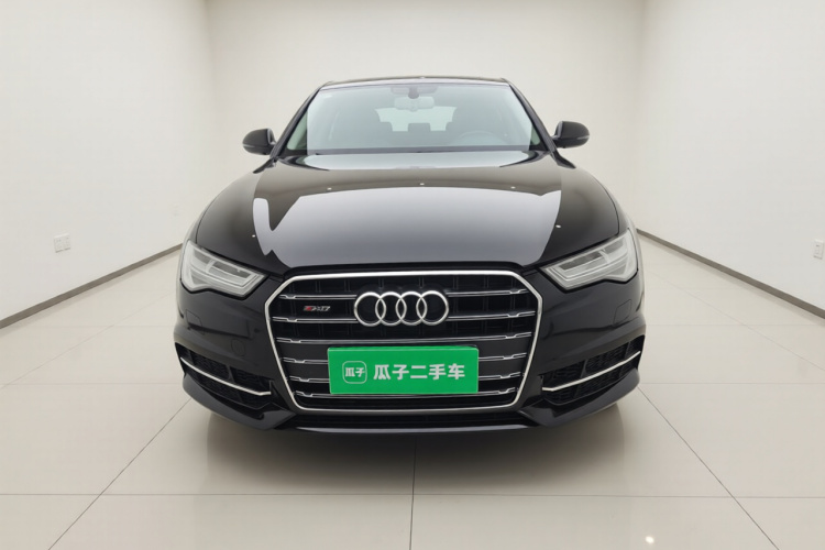 奥迪A6L 2018款 30周年年型 35 TFSI 运动型车身外观2