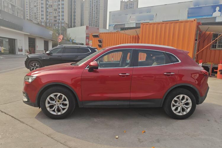 宝沃BX5 2017款 20TGDI 自动两驱新锐型车身外观4