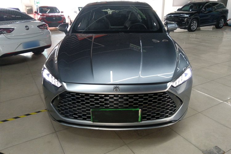 比亚迪 秦PLUS 2021款 DM-i 55KM 旗舰型车身外观6001