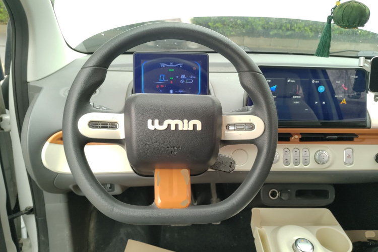 长安启源 长安Lumin 2022款 210km 香甜款中控内饰13