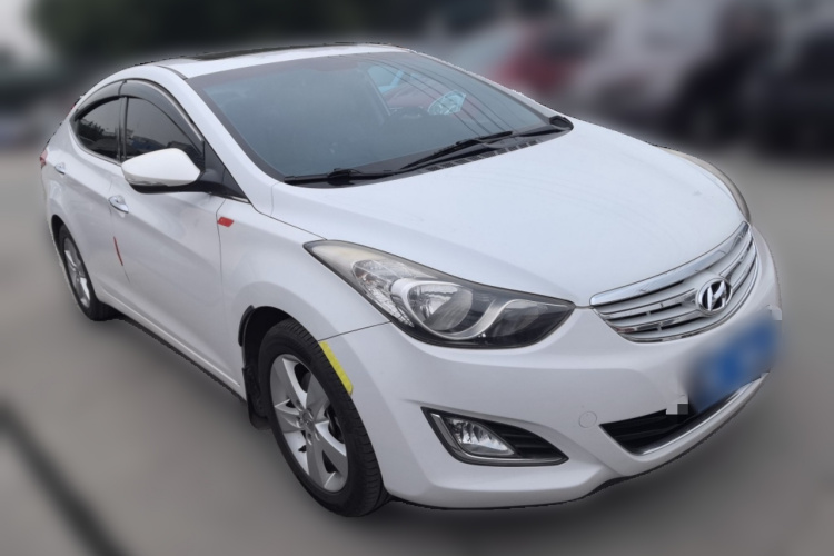 现代 朗动 2012款 1.6L 手动领先型车身外观3