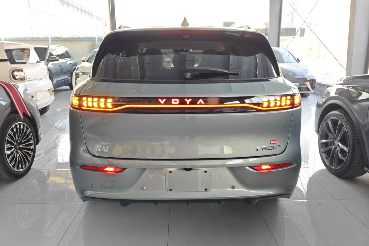 岚图汽车 岚图FREE 2025款 FREE+ 后驱乾崑版车身外观6