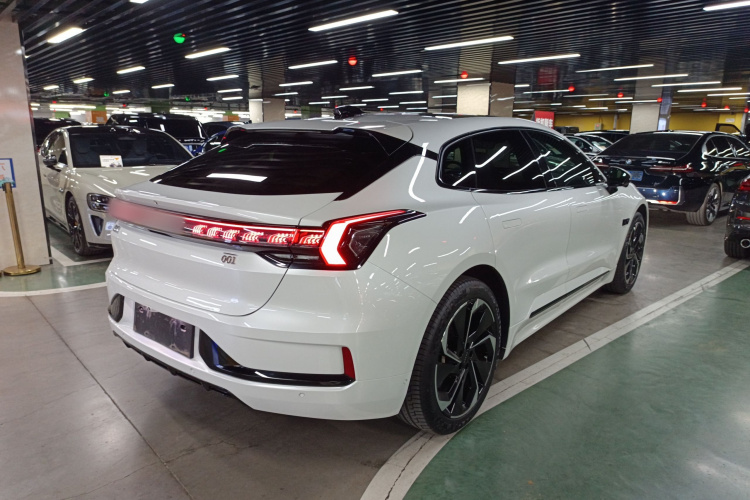 极氪001 2022款 超长续航双电机 YOU版车身外观7