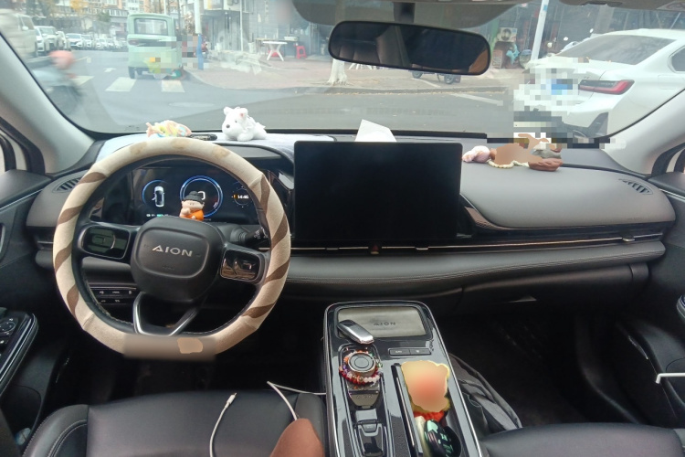 埃安 AION S Plus 2021款 70 智领版中控内饰12