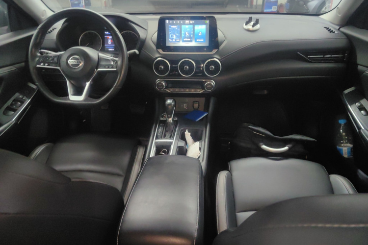 日产 轩逸 2021款 1.6L XL CVT悦享版中控内饰12