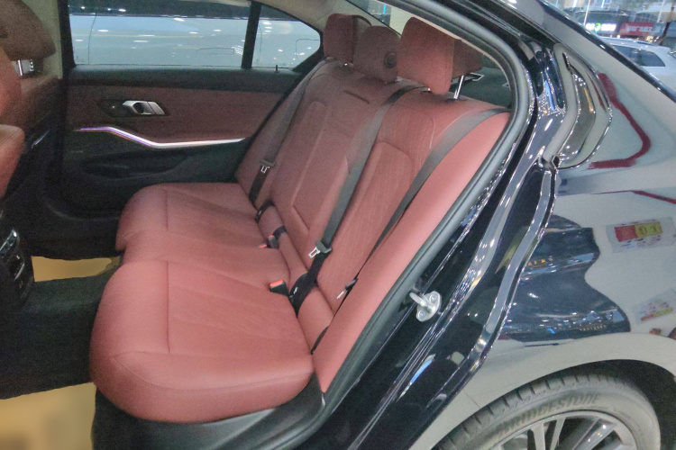 宝马3系 2022款 325Li M运动曜夜套装中控内饰7004