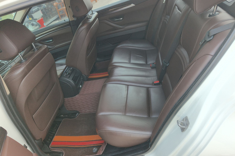 宝马5系 2014款 525Li 豪华设计套装中控内饰7004