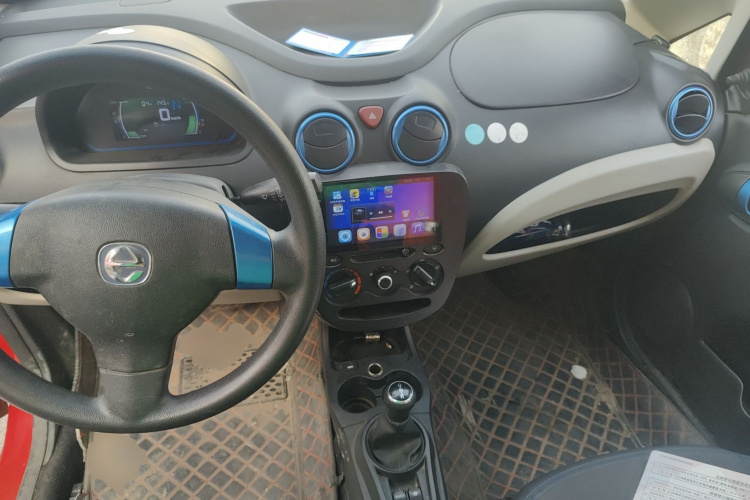 江铃集团新能源 江铃E200L 2018款 E200L 标准型（250KM）中控内饰12