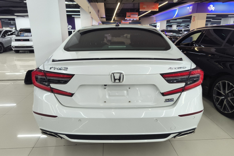 本田 雅阁 2022款 260TURBO 幻夜·尊贵版车身外观6