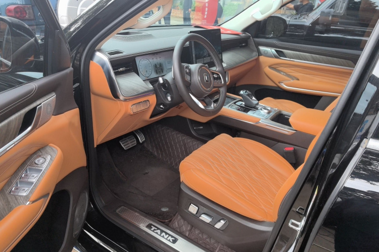 坦克500 2022款 3.0T 运动版 造境型 5座中控内饰7007