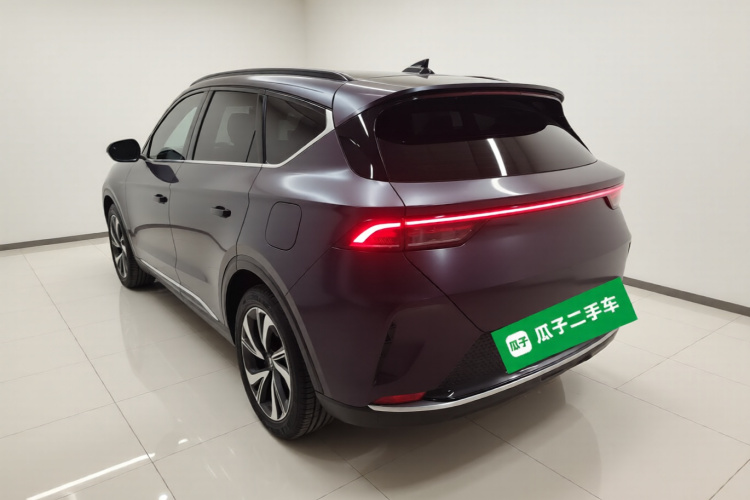 ARCFOX极狐 极狐 阿尔法T(ARCFOX αT) 2023款 480E 森林版 160kW车身外观5