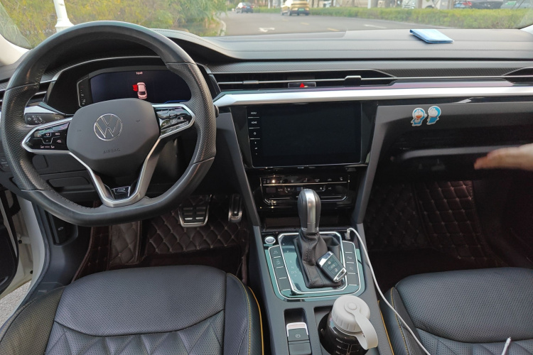 一汽-大众CC 2021款 380TSI 耀目版中控内饰12