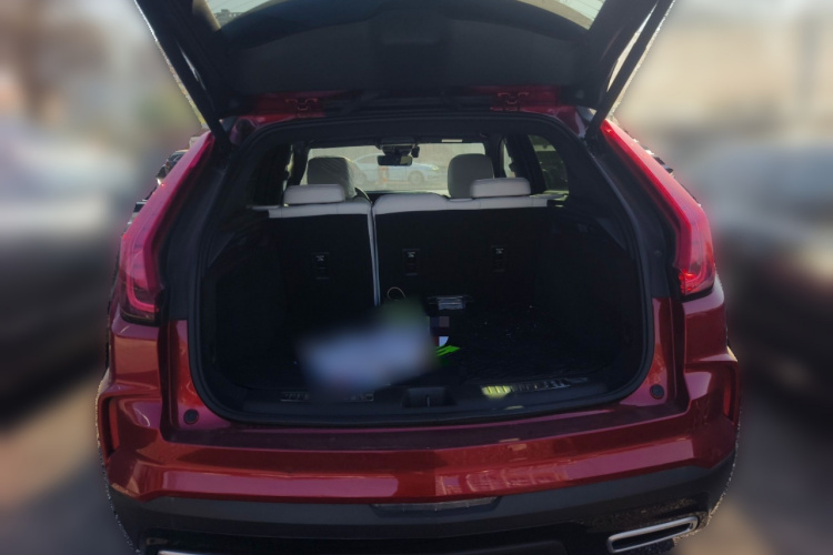 凯迪拉克XT4 2024款 28T 两驱尊贵型局部细节23