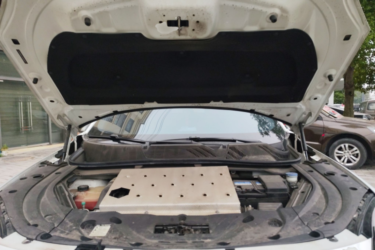 观致7 2020款 1.6T 巡航豪华型机舱底盘24