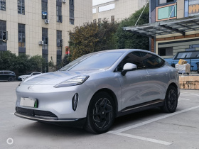 昊铂HT 2023款 670 后驱特高压版