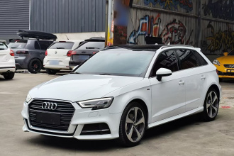 奥迪A3 2015款 Sportback 40 TFSI 自动豪华型