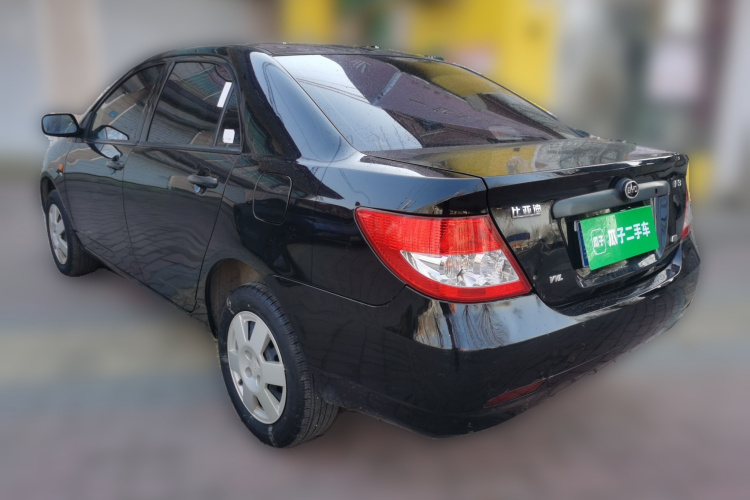 比亚迪F3 2020款 1.5L 手动经典型车身外观5