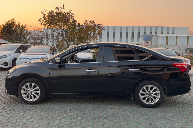 日产 轩逸 2019款 1.6XV CVT智联尊享版 国VI车身外观6006