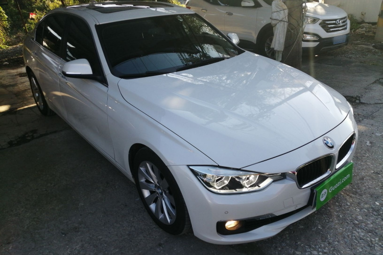 宝马3系 2017款 318Li 时尚型车身外观3