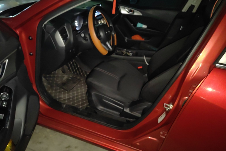 马自达3 昂克赛拉 2017款 三厢 1.5L 自动豪华型 国V中控内饰20