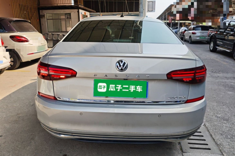 大众 帕萨特 2019款 380TSI 豪华版 国VI车身外观6