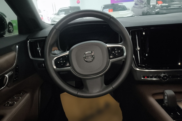 沃尔沃S90 2022款 B5 智逸豪华版中控内饰13