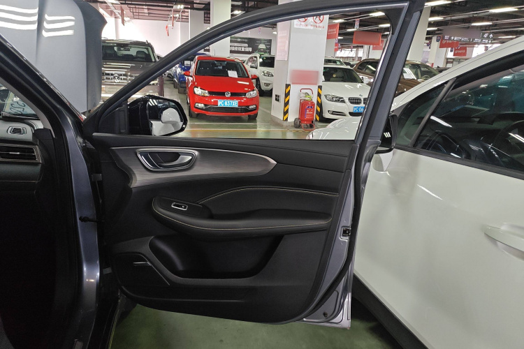 荣威RX5新能源 2020款 ePLUS 国潮荣麟豪华版中控内饰7005