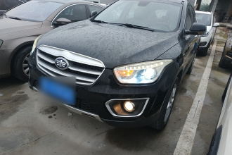 奔腾X80 2013款 2.0L 自动豪华型