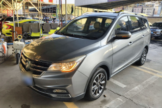 宝骏730 2021款 1.5T CVT旗舰型 7座