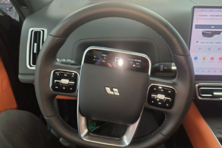 理想汽车 理想L8 2025款 Max 智能焕新版局部细节13