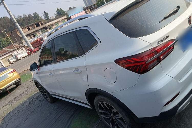 荣威RX5 2016款 20T 两驱自动互联网智享版车身外观6003