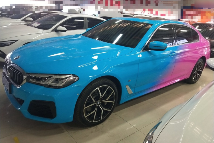 宝马5系 2022款 改款二 530Li 尊享型 M运动套装车身外观4
