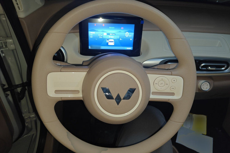 五菱汽车 宏光MINIEV 2025款 四门版 进阶款中控内饰13