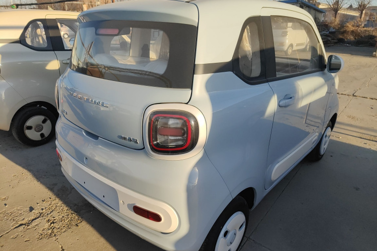 奔腾小马 2026款 222km 萌趣马 Plus车身外观7