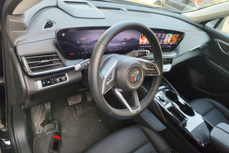 别克 昂科威 2025款 25T 进享白金版中控内饰12