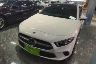 奔驰A级(进口) 2019款 A 200 动感型