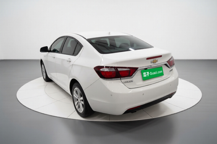 雪佛兰 科鲁兹 2015款 1.5L 自动豪华版车身外观5