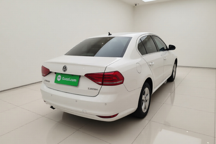 大众 朗逸 2015款 1.6L 手动风尚版车身外观7