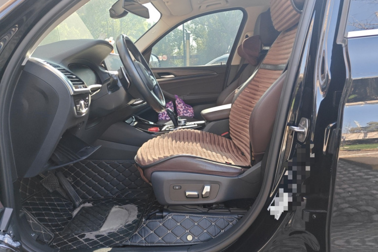 宝马X3 2020款  xDrive28i M运动套装中控内饰19