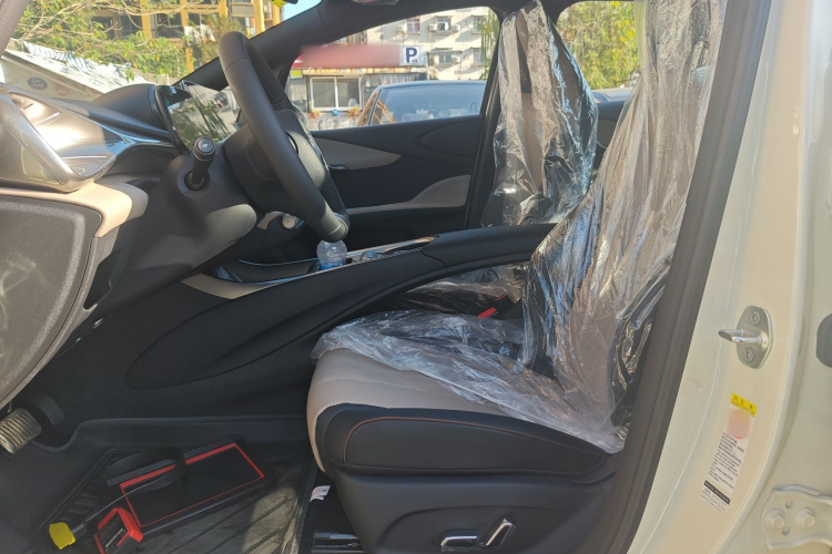 比亚迪 海豚 2025款 420km 自由版中控内饰19