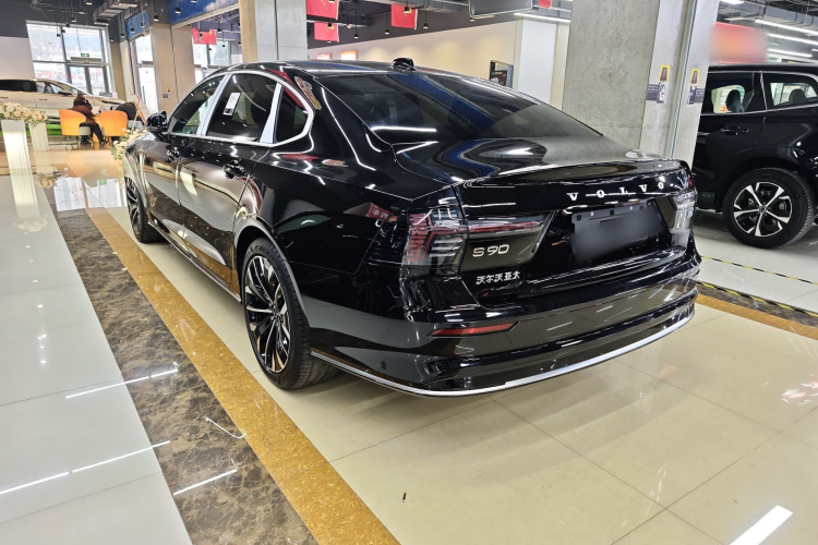 沃尔沃S90 2026款 B5 智远豪华版车身外观6004