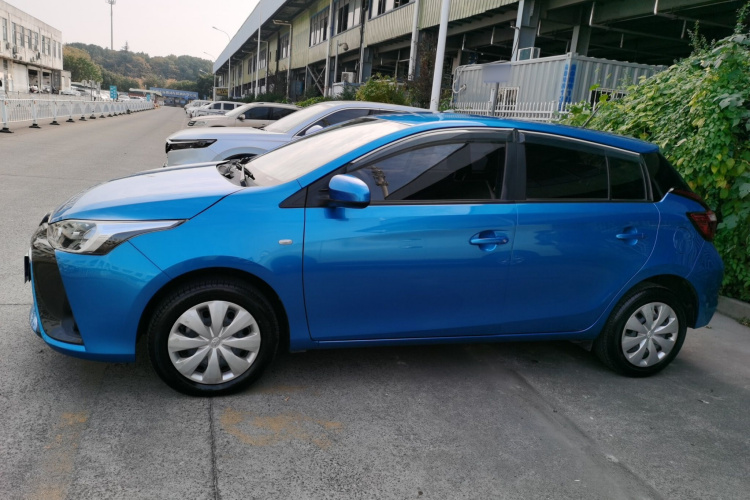 丰田 YARiS L 致炫 2016款 改款 1.5E CVT魅动版车身外观4