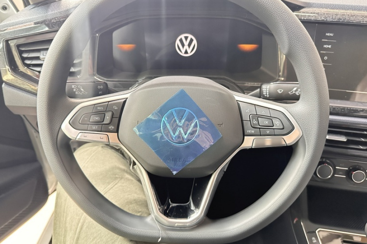 大众 朗逸 2025款 新锐 1.5L 出众新逸版中控内饰7001